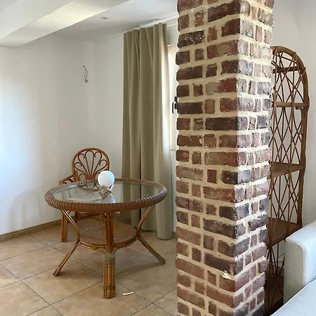 Luis Vives Apartment *
